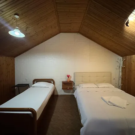 Guest-house *